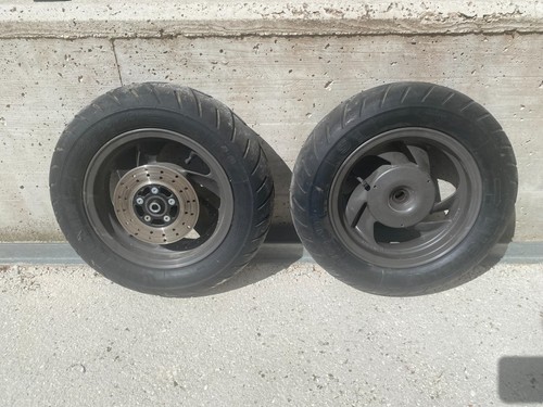 Cerchi con gomme - 10, e
