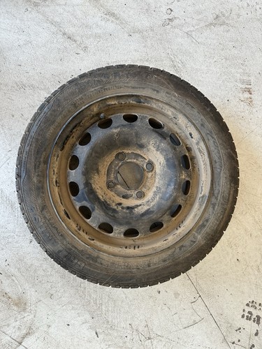 Cerchio con gomma fiat - cerchio,