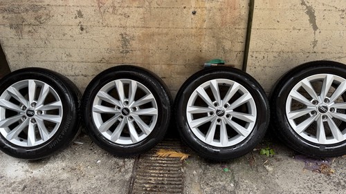 Cerchi con gomme originali - con,